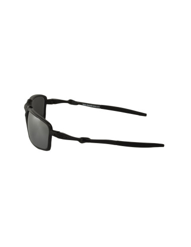 Oakley OO6020 03 Badman Ruby Iridium Polarized Dark Carbon